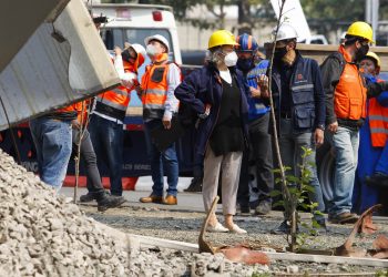 Norwegian firm probes Mexico City subway overpass collapse